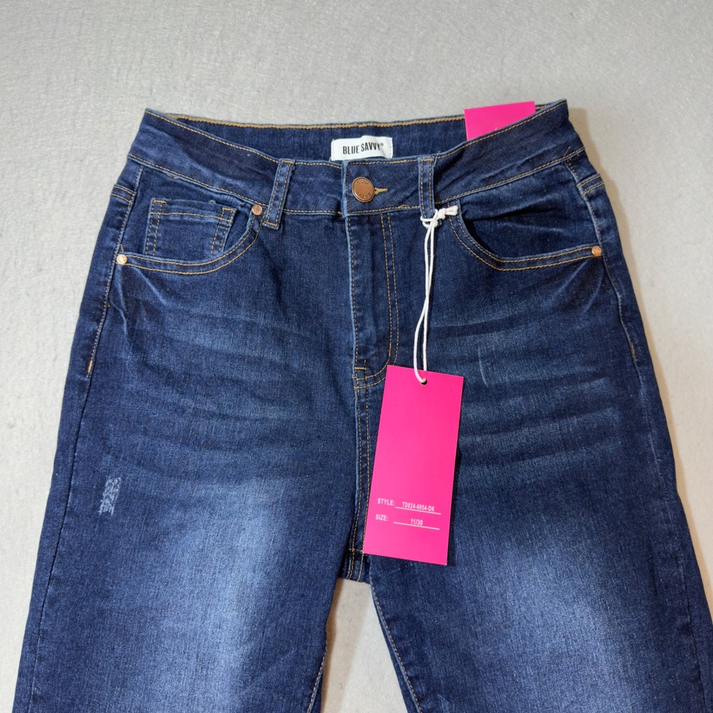 NWT Blue Savvy‎ Women Denim Jeans Dark Wash Distressed Frayed Hem Size 11 30